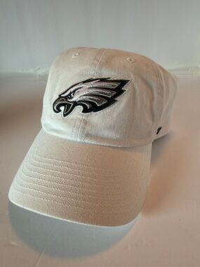 ‘47 White Philadelphia Eagles Baseball Cap